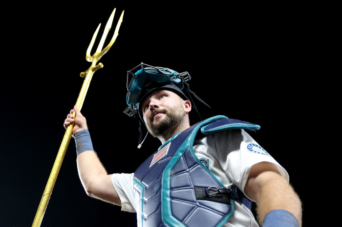 Is there a controversy over stealing 60 home runs MVP! → Jersey Yankees Premium? There's no doubt about it!