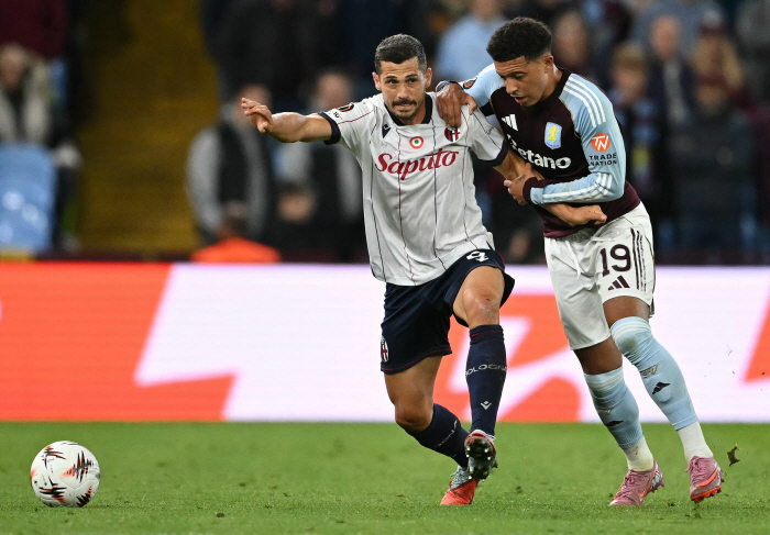 It's not 160 billion Antony, it's not 700 million Sanchez a weekNow, the worst recruitment in Manchester United's history is Sancho's 132 billion recruitment → 0 won free release