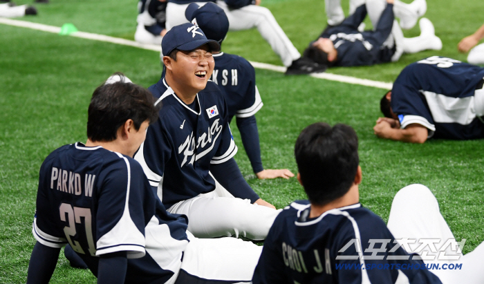  Han Donghee's happy life as a member of the national team