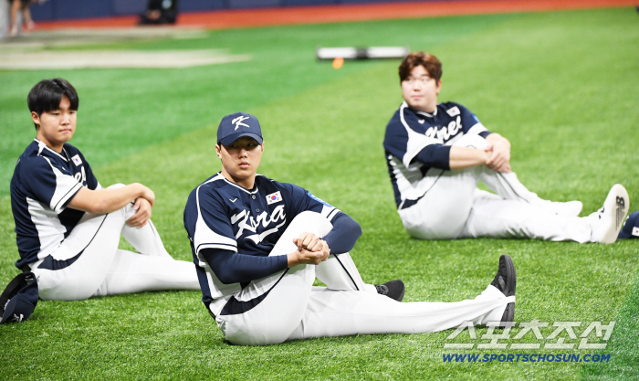  Jung Woo-ju, Bae Chan-seung, strong waist of the national team