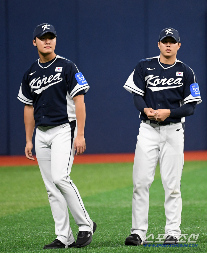  Jung Woojoo Bae Chanseung, right-handed fire bowler