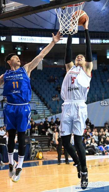  Kim Jongkyu, who avoids Lee Kwanhee, is going up!