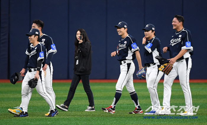  Kim Sung-yoon, Ahn Hyun-min, Park Hae-min, Moon Hyun-bin, Jae-won, national team
