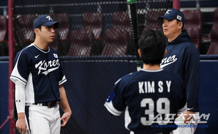  Kim Youngwoong, Kim Sungyoon, and Samsung members united in the national team