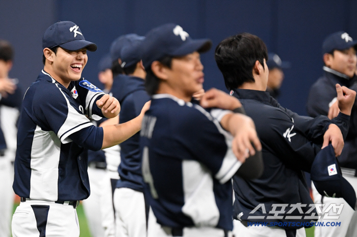  Moon Dongjoo, Wontaein, gum up