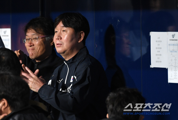  Responding to Ryu Ji-hyun's question