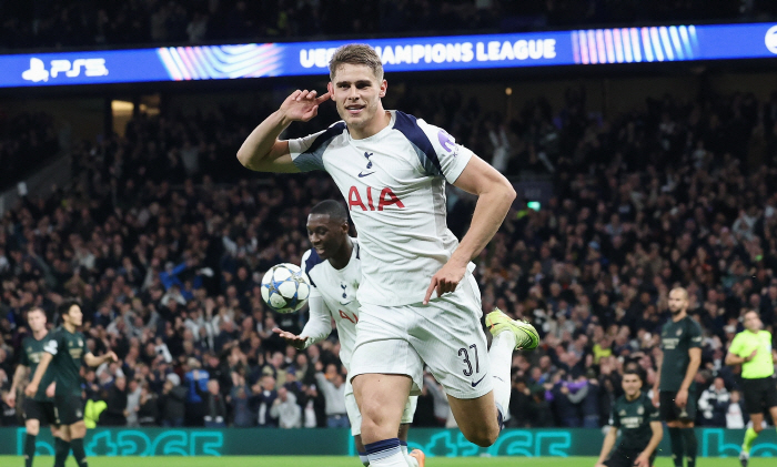 SON Bing's Crazy Vandeven's Storm Runaway Wondergoal! 10-man Tottenham, Copenhagen 40 complete defeat atmosphere by a reversal