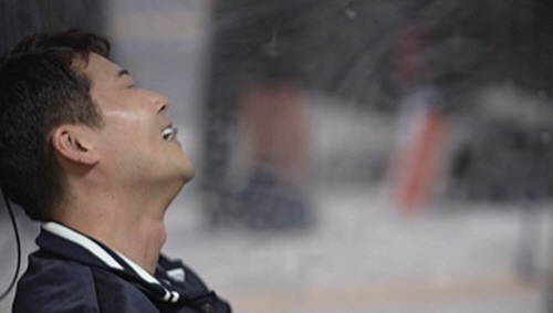 Was it always this popular…An emotional reunion with a girl fan in Asan, Chungcheongnam-do (Jeon Hyun-moo Plan 3)