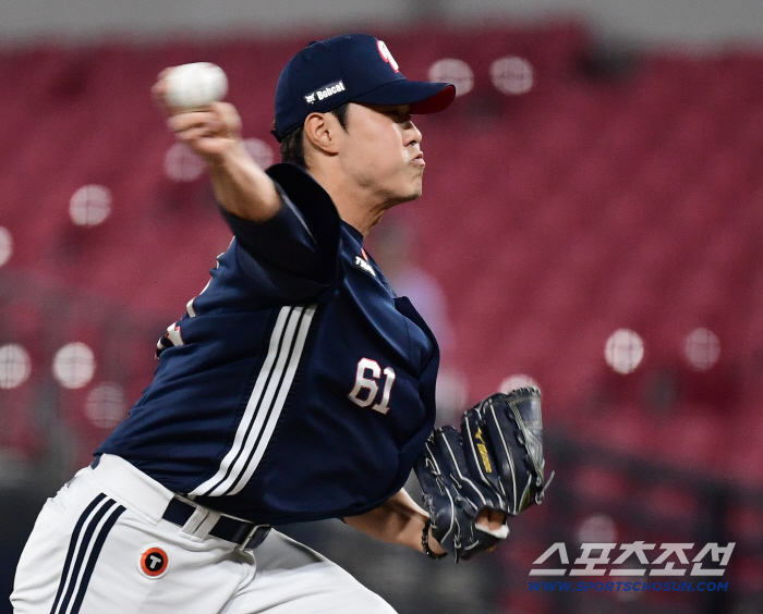 Why is it grade A? Have you seen these unlucky FA's...Lee Jeok has become a story that I can't even dream of