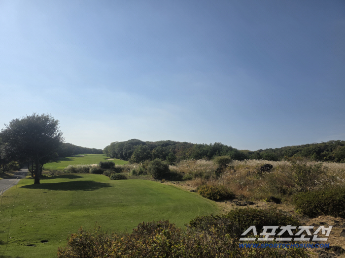 21 years on the tour, 13 wins in total, veteran Bacchus-hyung has a feeling of winning. It's narrow and short. To me...