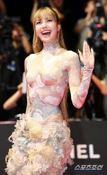 BLACKPINK’s Lisa Eyed for Disney’s Upcoming ‘Rapunzel’ Remake