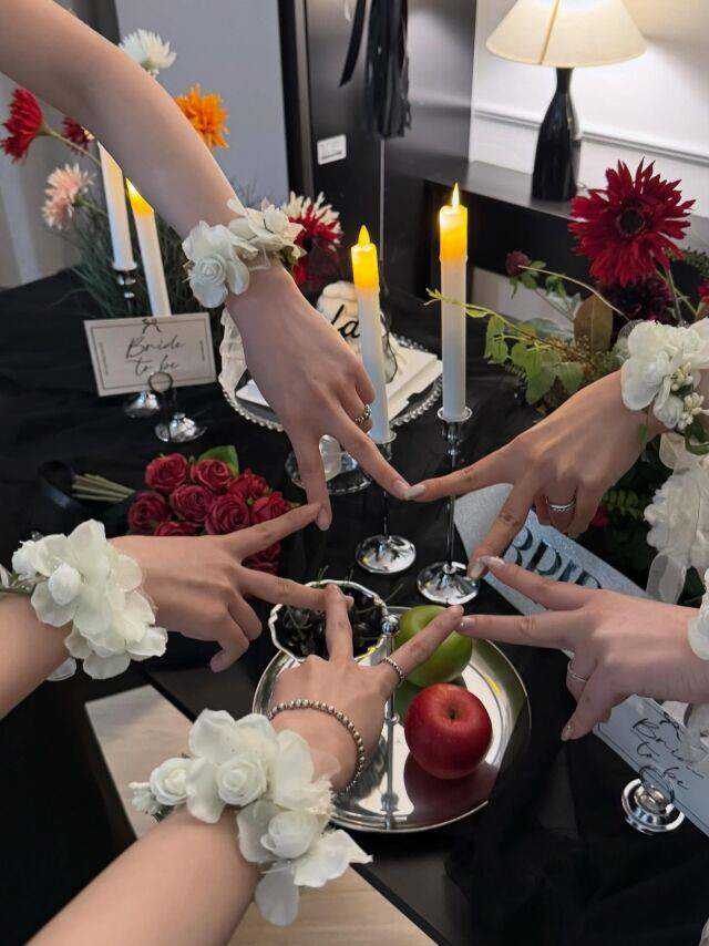 Bride-to-be Cho Hye-won, ♥ There was a reason why Jang-woo Lee fell in love...An alluring explosion in a black dress