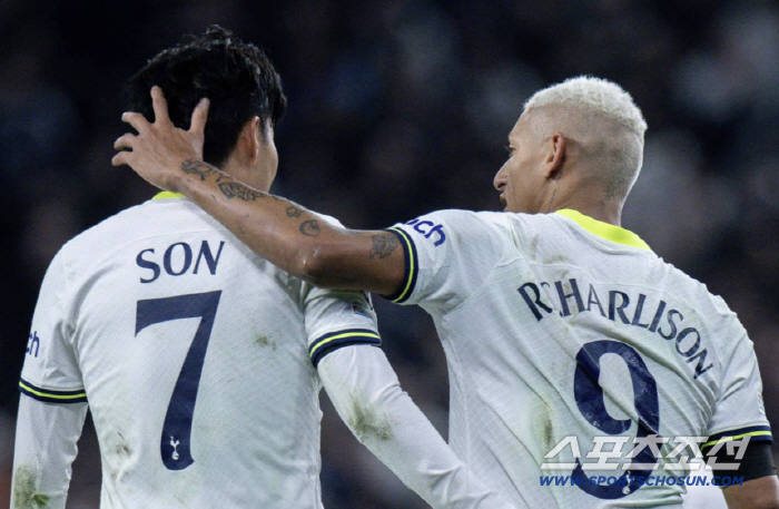 For now, Son Heung-min, who is a big fan of the curse, got a chance to rebound in the second half. Tottenham prefers summer sale to January