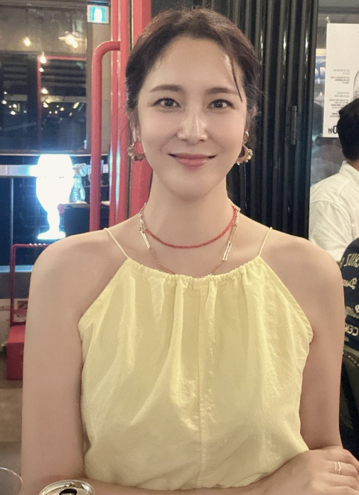 Jang Ga-hyun, the perpetrator from the juvenile center who assaulted the group who confessed to the victims of school violence, contacted him after his debut 