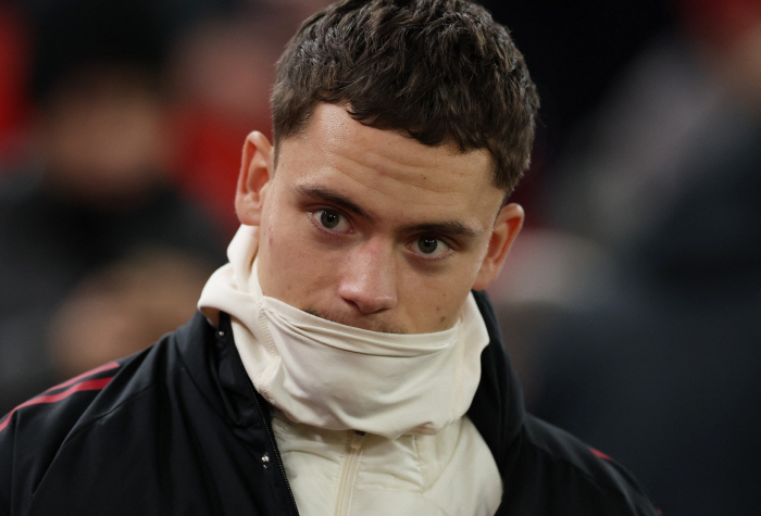 Professor's clear analysis, Birtz No.10 destroyed Liverpool midfield→ Eventually, to the side