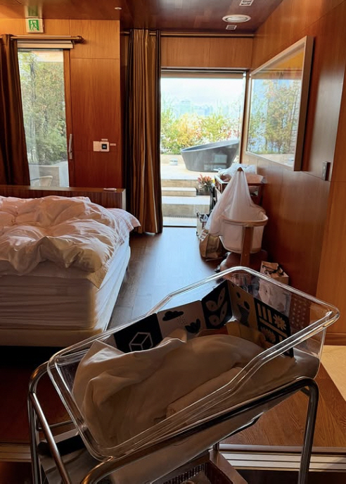 Second childbirth Lee Si-young reveals 50 million won super expensive cookery...Son Yejin, Ko So Young, and Dongsuh