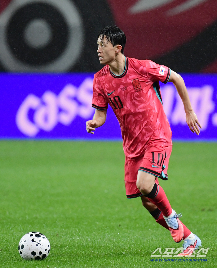 Dreaming veteran Lee Jae-sung makes his European club competition debut goal at 33 → Heather Theater goal in 95 minutes...Thank you. Thank you again