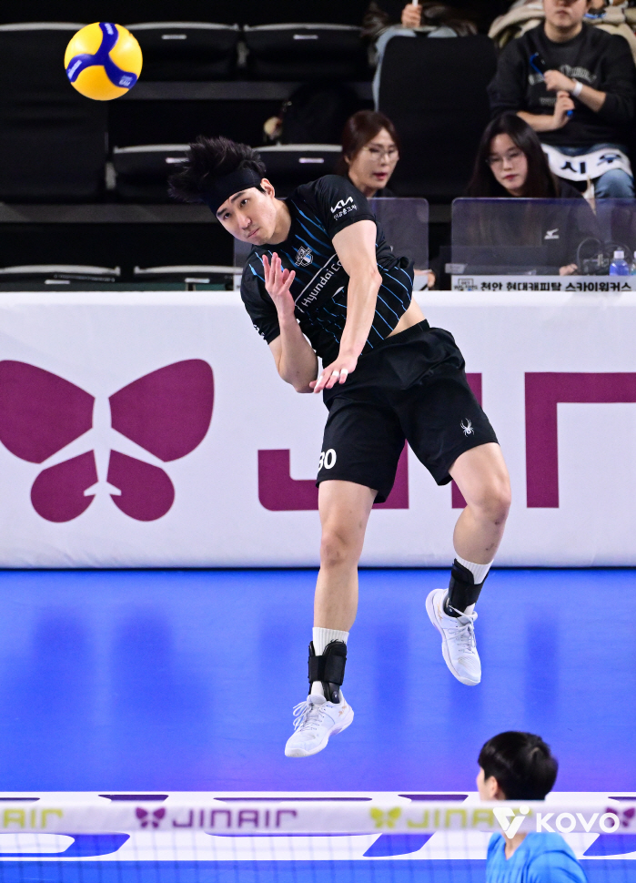 It's not acceptable that you can't even touch it → Shiny Kang serve bam! Bam! Bam! Bam! Our card is hardened