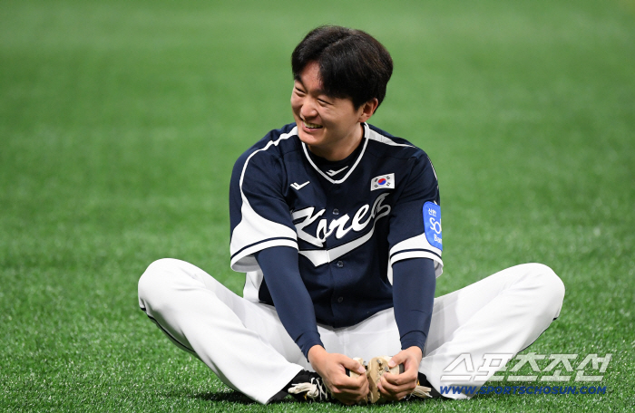 Kwak Bin was selected against the Czech Republic, and what next? Young-gun's duo is going out. I hope you'll be responsible for the inning