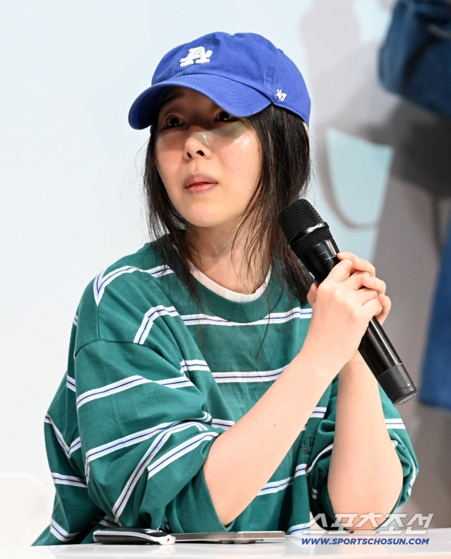 Min Hee-jin and Source Music Face Off Again in Fourth Hearing Over ₩500 Million Lawsuit