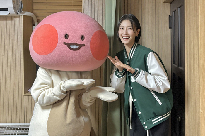 Lee Hyun-yi, ♥ Hong Sung-ki, another sergeant following the promotion of S Electronics...Lecture at Ewha Womans University in my alma mater