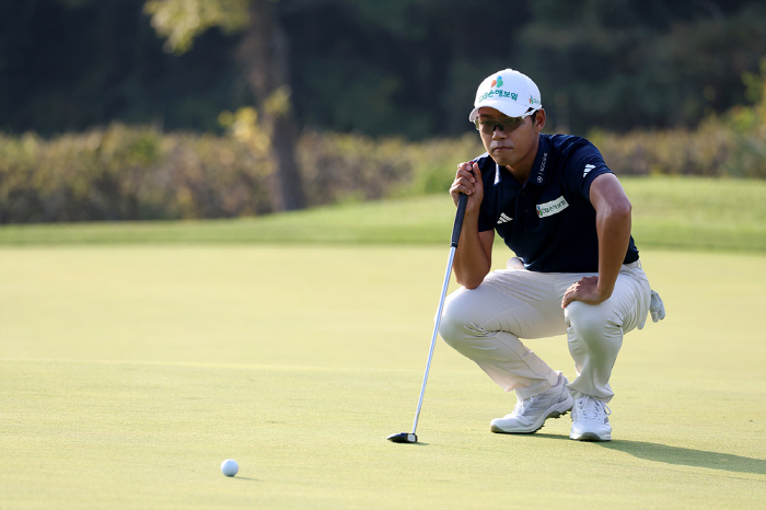 Ok Taehoon, stand up. I can win 3 gamesMoon Do-yup, of course, wants to win. But