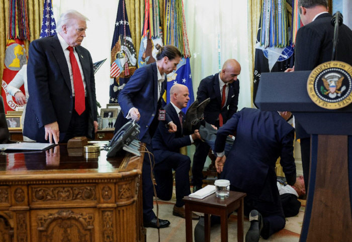 Pharmaceutical company representative fainting during White House event...President Trump will be fine