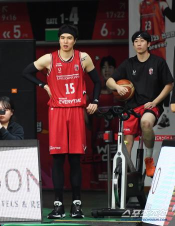  Kim Jong Kyu's frustrated heart