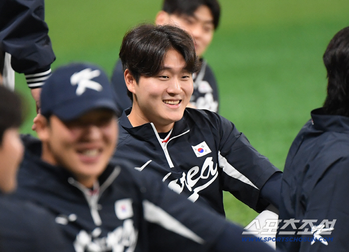  Kim Taek-yeon, smile boy in the national team
