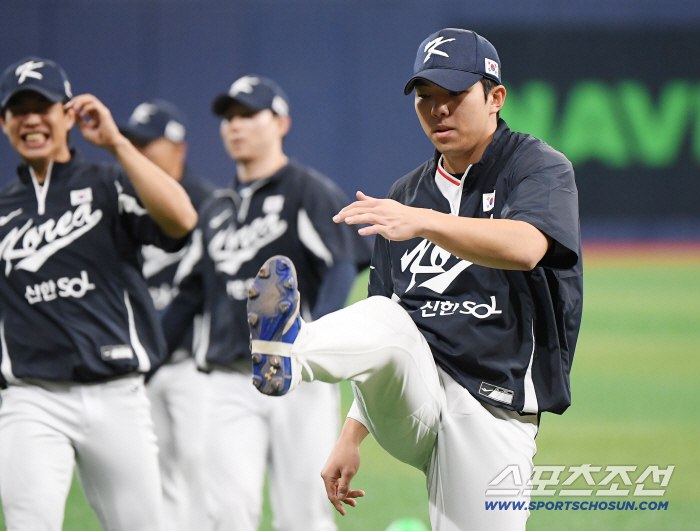  Kim Young-woong enters the race for third baseman at Kook University