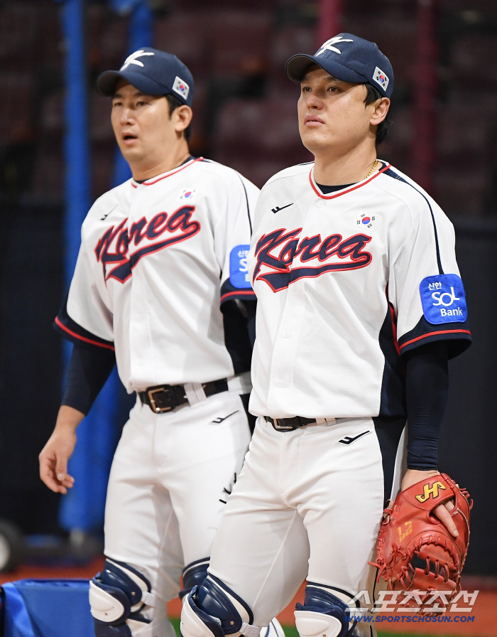  Park Dongwon Choi Jaehoon is a companion in the national team