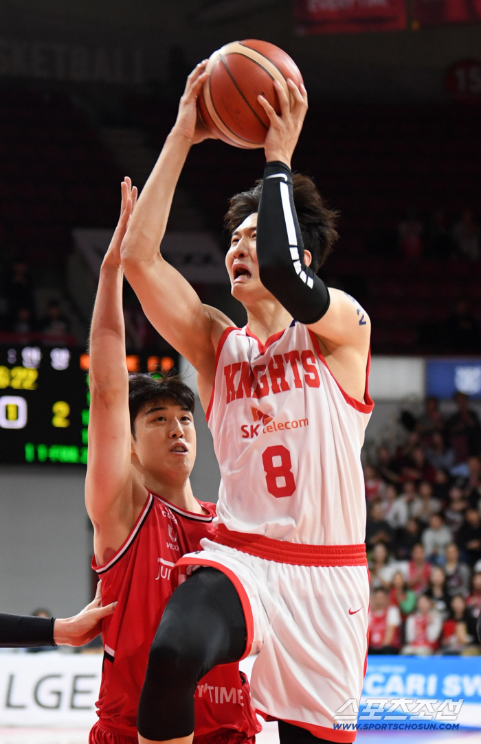  Rushing towards Ahn Young Joon Rim