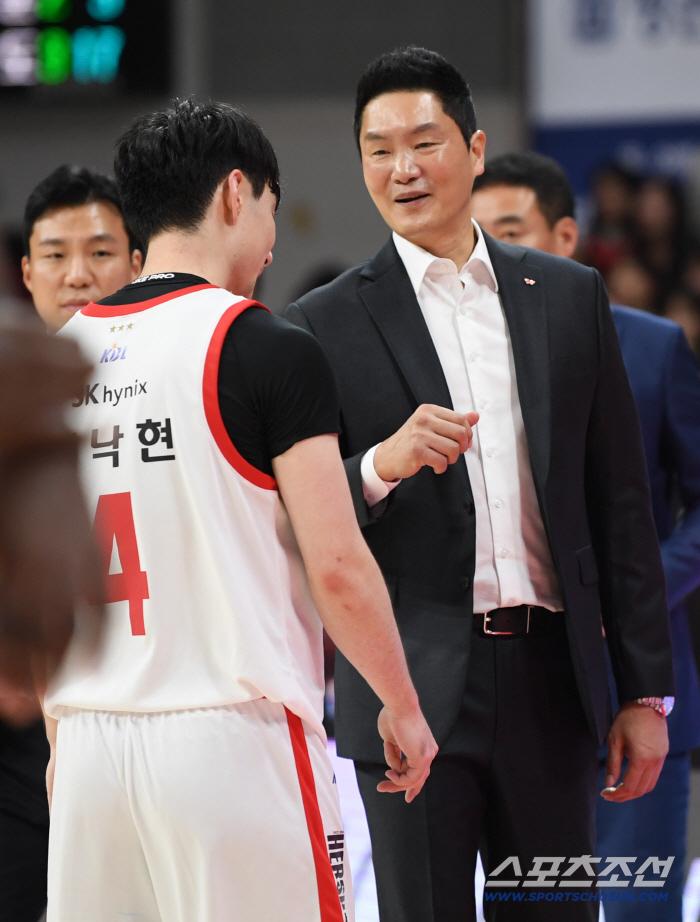  SK coach Jeon Hee-chul won
