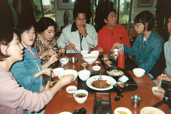 ‘Reply 1988’ Cast Reunites for 10th Anniversary MT, Nostalgia Runs High