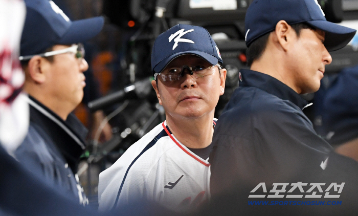 30 victory Ryu Ji Hyun-ho, I have homework from the first game. The 17K scoreless mound passed, and the five hits and three points batting lineup is a problem