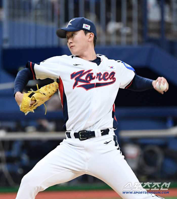 30 victory Ryu Ji Hyun-ho, I have homework from the first game. The 17K scoreless mound passed, and the five hits and three points batting lineup is a problem