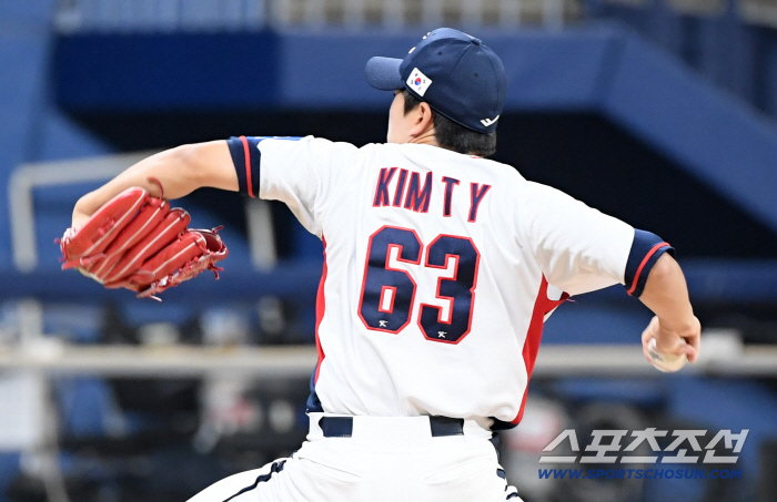 30 victory Ryu Ji Hyun-ho, I have homework from the first game. The 17K scoreless mound passed, and the five hits and three points batting lineup is a problem
