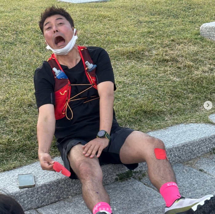 48-year-old Hyunmoo Jeon is running alone on his birthday..Let's go to the Grand Prize again this year