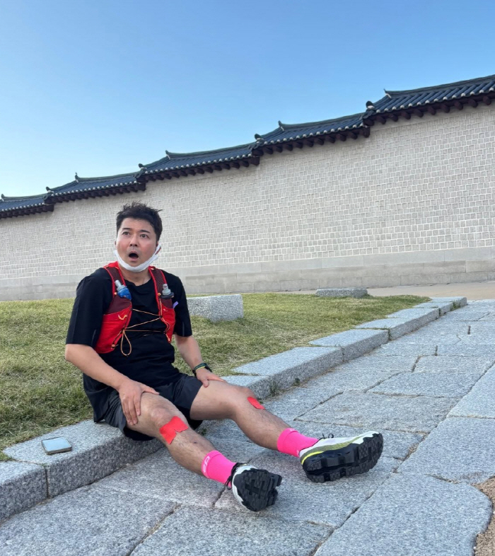 48-year-old Hyunmoo Jeon is running alone on his birthday..Let's go to the Grand Prize again this year
