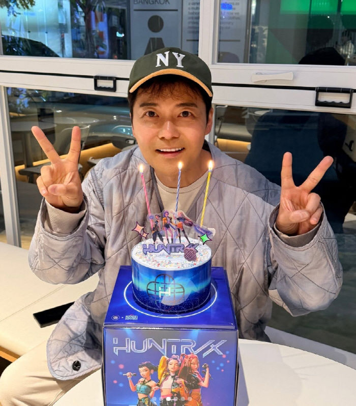 48-year-old Hyunmoo Jeon is running alone on his birthday..Let's go to the Grand Prize again this year