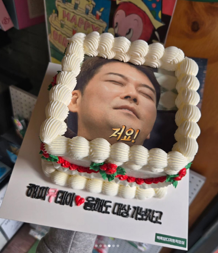 48-year-old Hyunmoo Jeon is running alone on his birthday..Let's go to the Grand Prize again this year