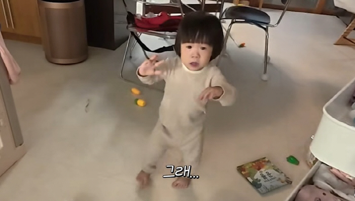 Kang Jae-jun ♥ Lee Eun-hyung's son grew up..From sprinting power babbling (Kiyu TV)