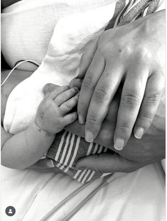 Oh, this sadness...It was worth giving up the World Series LAD Pitcher Vesia Why he's out of the World Series. My daughter has gone to heaven