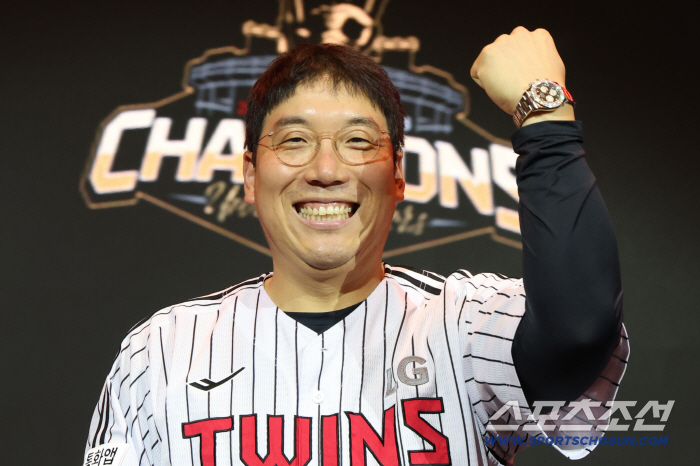 Since Kim Jae-hwan is an undeclared player, 21 FA-approved players have been announced. Three outside FA can be recruited