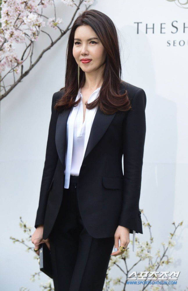 Baek Ji-yeon welcomes Hyundai's daughter-in-law in two years. She is working as an advisor to a large company and is busy with business