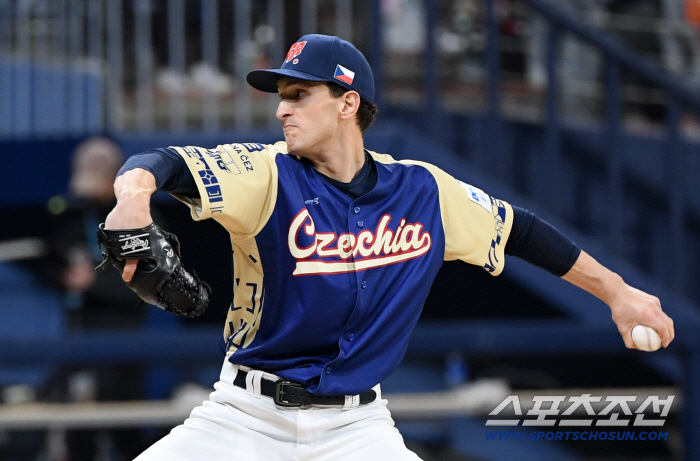 Czech Republic where doctors, accountants, electricians and ground keepers gathered to fight professional teams. I took a vacation