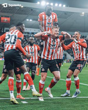 Even if I die, Sunderland, 'Treasure Valley'! The 94th-minute equalizer against Arsenal led to a 22nd match...Arsenal's scoreless  10 consecutive wins closed