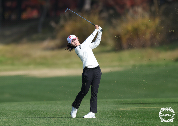 It was cold and hard... The sound of giving strength to do it until the end, LPGA wins → KLPGA final match, and the happy season of the charge leader