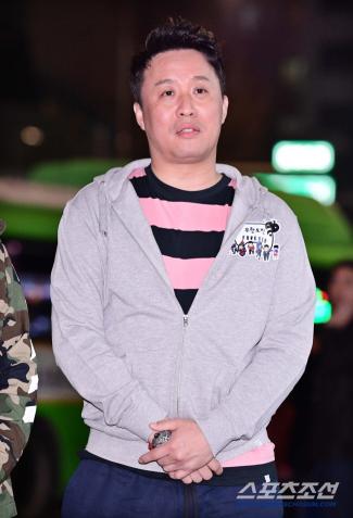 Jung Joon-ha's complaint broke out again..Don't eat it if it's a controversial service