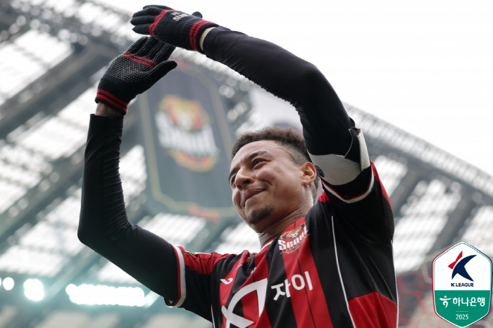 Ki Sung-yueng Derby →KI's last start of the season Lee Ho-jae Hong Yoon-sang spearheaded Pohang vs. Lingard Cho Young-wook charge Seoul announces the starting list 